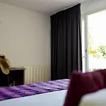Sampiero מלון 3*