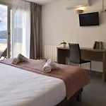 Sampiero Szálloda 3*