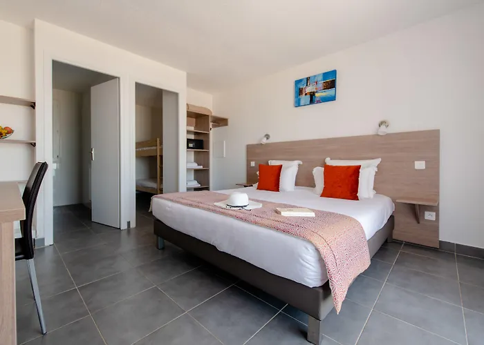 Отель Sampiero 3*