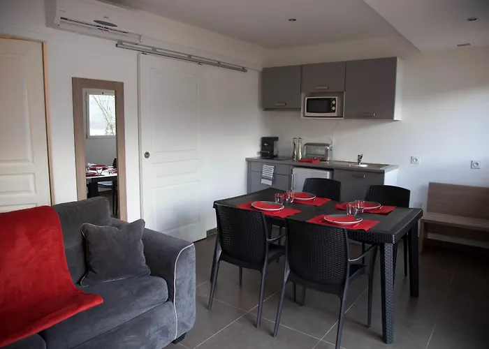 Sampiero 3* Проприано